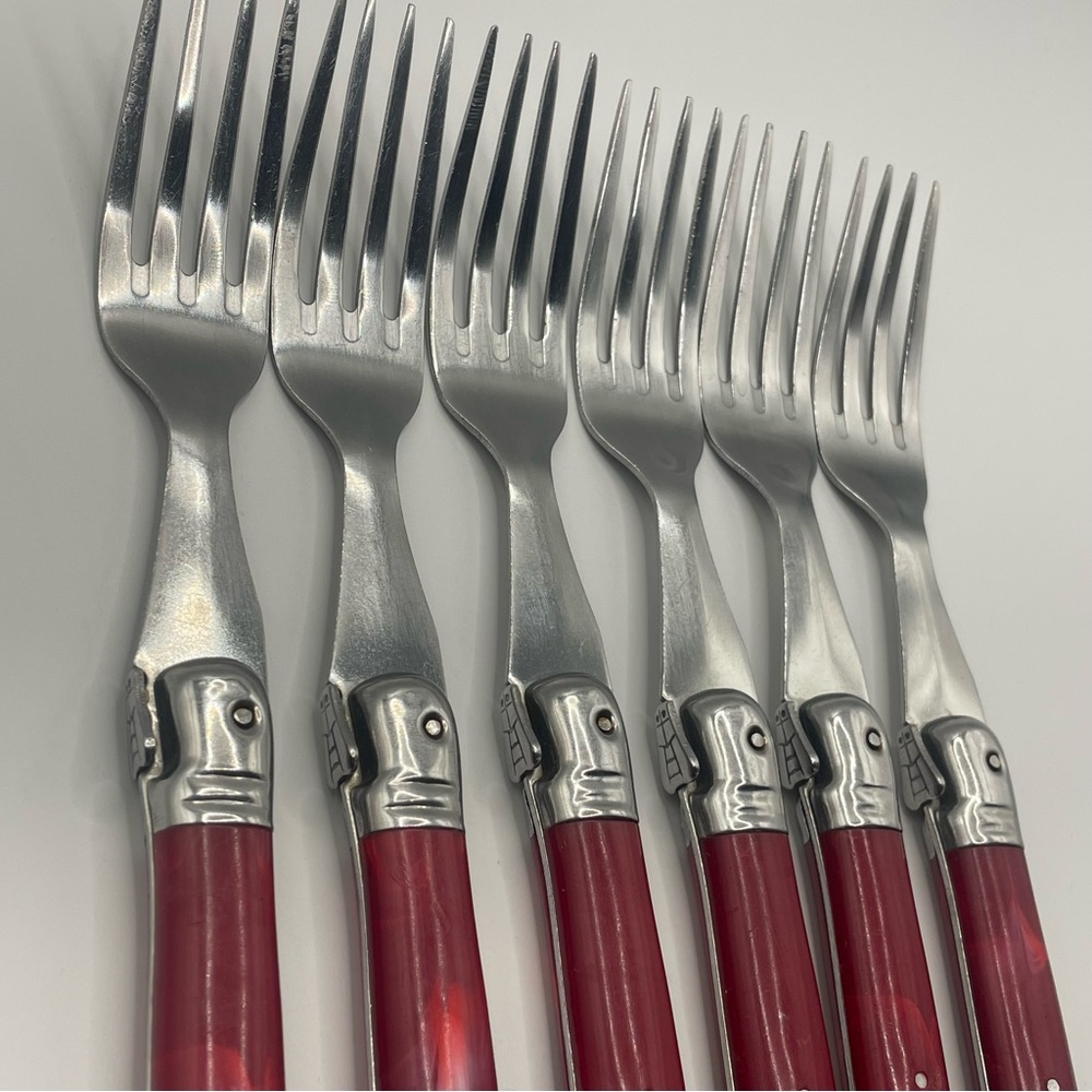 Laguiole Production Acier Inox Set of 6 Forks Red Handles Bee Cutlery - Picture 2 of 10